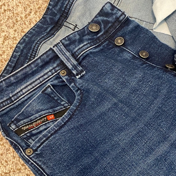 Diesel Men’s Larkee Dark Blue Wash Btton Fly Regular Straight Leg Jeans 31x30 - Picture 1 of 14